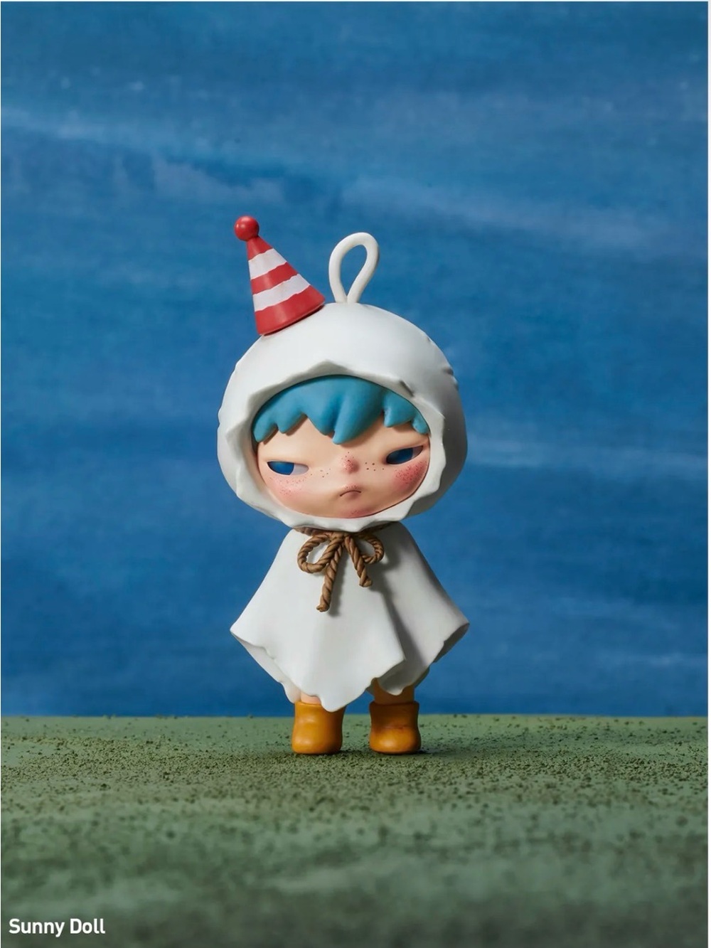 POP MART Hirono Shelter Series – Sunny Doll (2024)